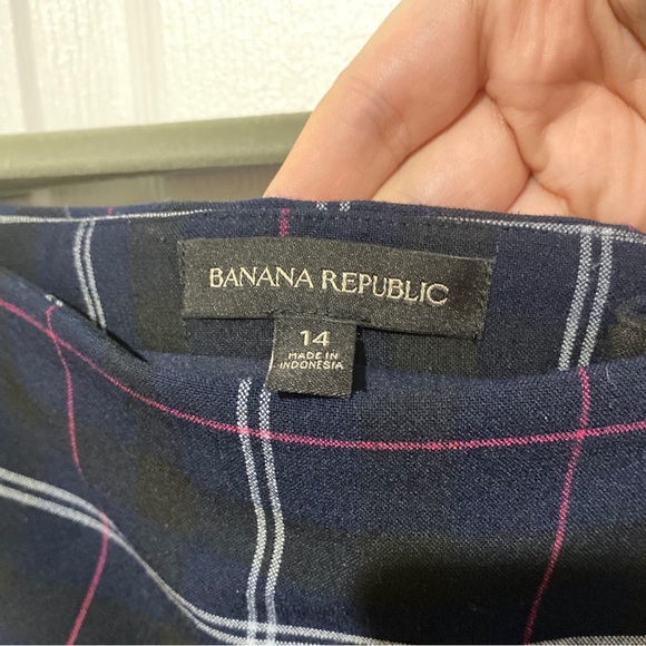 Banana Republic Fold-Over Plaid Mini Skirt Navy Size 14 Large - Picture 3 of 4